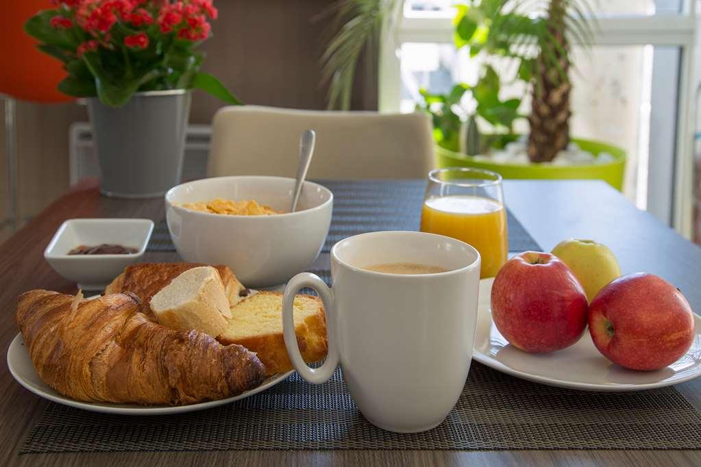 The Originals Access, Hotel Cholet Gare Удобства фото
