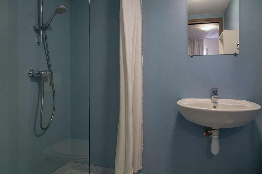The Originals Access, Hotel Cholet Gare Экстерьер фото