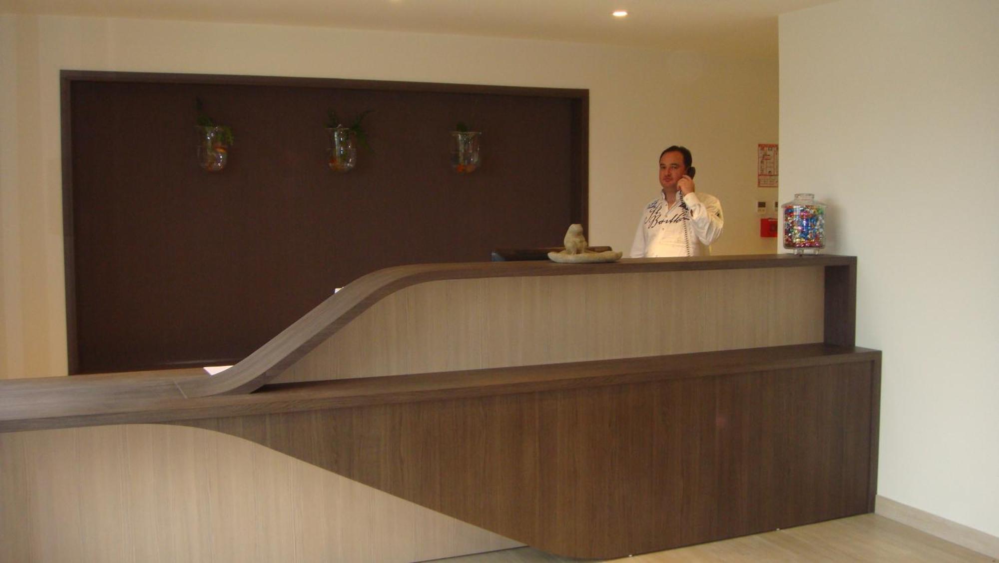 The Originals Access, Hotel Cholet Gare Экстерьер фото