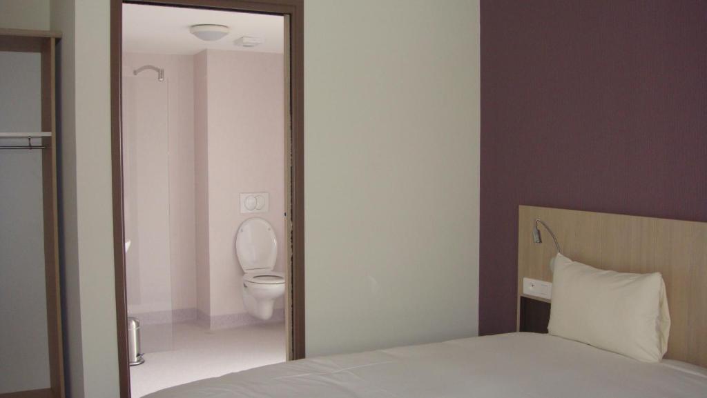 The Originals Access, Hotel Cholet Gare Экстерьер фото